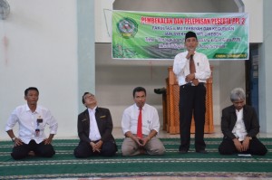 Rektor IAIN (Dr. H. Sumanta, M.Ag) memberikan pembekalan sekaligus melepas Peserta PPL 2 Fak. ITK