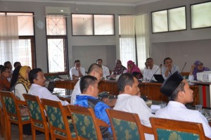 Suasana Rapar Koordinasi Penyusunan Draft Kurikulum Institusi Berbasis KKNI Tahun 2016.