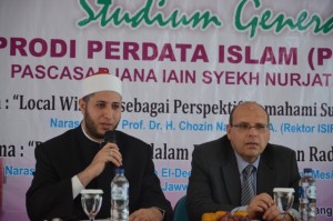 Dr. Nabil Abdul Jawwad sebagai Moderator dalam acara Studium General Prodi PERDAIS Pascasarjana IAIN Syekh Nurjati Cirebon Tahun 2016.