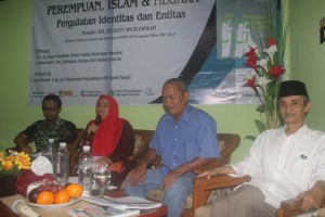 Bedah Buku "Perempuan, Islam dan Negara" karya KH. Husain Muhammad