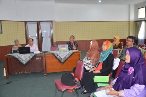 Presentasi Proposal Penelitian Kelompok sebagai salah satu metode penelitian