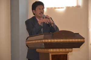 Prof. H. Yudian Wahyudi, MA., PHD (Rektor UIN Sunan Kalijaga Yogyakarta) sebagai Narasumber dalam acara Studium General FITK IAIN Syekh Nurjati Cirebon Tahun 2016.