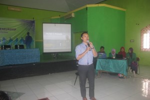 Frans S. Perkasa, ST., MBA (Pakar SEO dan Konsultan SEO/ Pengusaha) salah satu Narasumber dalam acara Workshop
