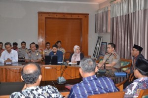 AKBP Indra Jafar, S.Ik., SH memberikan himbauan C3 (Curat, Curas, Curanmor) dalam kunjungan silaturahim ke IAIN Syekh Nurjati Cirebon Tahun 2016.