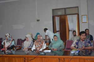 Peserta undangan Focus Group Discussion adalah 