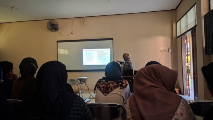 D4 Workshop Pemodelan Riset Matematika