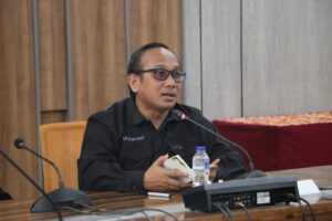 Dr. Ayus A. Yusuf