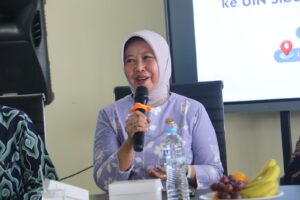 Hj. Riana Anom Sari, S.E