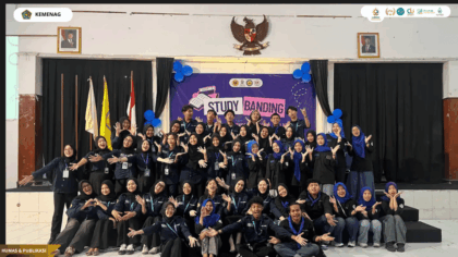 PSM Kidung Kinasih UIN Siber Cirebon dan PSM CHOIR Universitas Kuningan saat studi banding