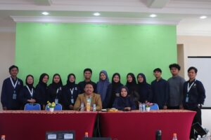 Rapat internal CDC UIN Siber Cirebon membahas penguatan Indikator Kinerja Utama dan layanan pengembangan karier mahasiswa.