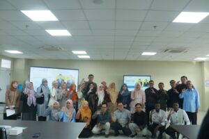 Foto Bersama Seminar Internasional
