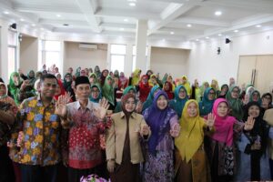Kolaborasi PSGAD, IKA, dan Pusat Karir UIN Siber Syekh Nurjati Cirebon dalam Seminar Hari Anak Nasional.