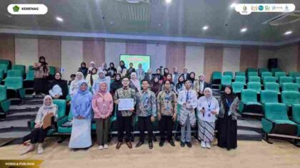 Seminar Pendidikan Nasional HIMKA UIN Siber Syekh Nurjati Cirebon di Auditorium FITK.