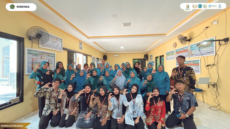 Sosialisasi dan pendampingan proses produk halal oleh Mahasiswa KKN Kelompok 110 UIN Siber Syekh Nurjati Cirebon bersama PKK Desa Pilangsari.