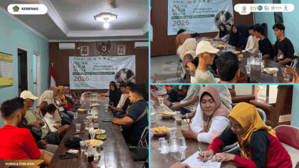 Suasana diskusi interaktif sosialisasi sertifikasi produk halal bersama pelaku UMKM Desa Mandala.