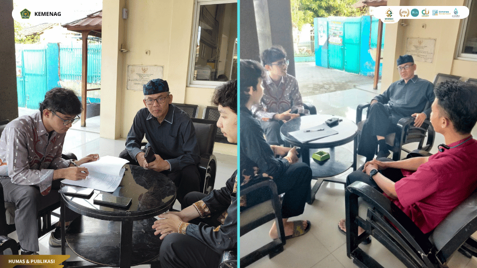 Dosen Pembimbing Lapangan KKN Kelompok 45 UIN Siber Syekh Nurjati Cirebon melakukan kunjungan monitoring dan evaluasi program literasi bersama mahasiswa di Balai Desa Mayung, Kecamatan Gunung Jati