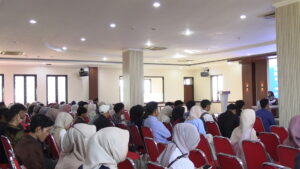 Kegiatan Bimbingan Karier Wisudawan FEBI di Auditorium SBSN