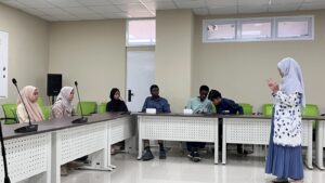 Kegiatan English for Social Media membekali mahasiswa UIN Siber strategi komunikasi digital global.