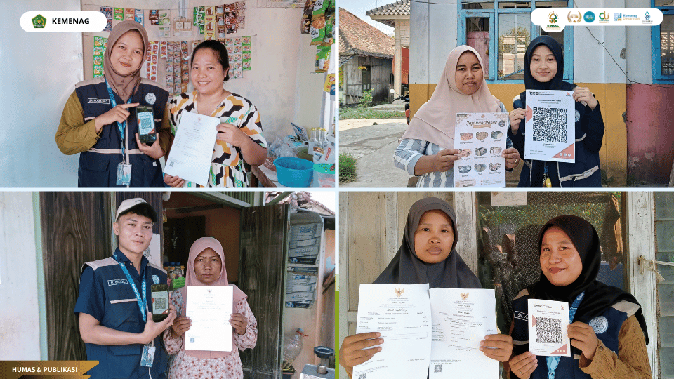 Mahasiswa KKN 111 mendampingi pelaku UMKM Desa Cibereng membuat QRIS