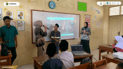 Mahasiswa KKN 65 UIN SSC memberikan sosialisasi Stop Bullying kepada siswa SDN 2 Jagapura Kidul