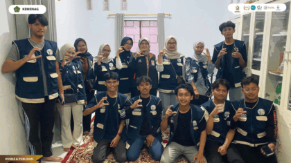 Mahasiswa KKN Kelompok 97 UIN Siber Syekh Nurjati Cirebon bersilaturahmi dengan tokoh Desa Kedungjaya.