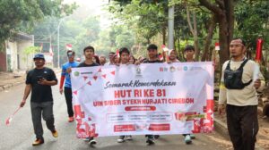Peserta Jalan Sehat UIN Siber Cirebon melewati kawasan Bima