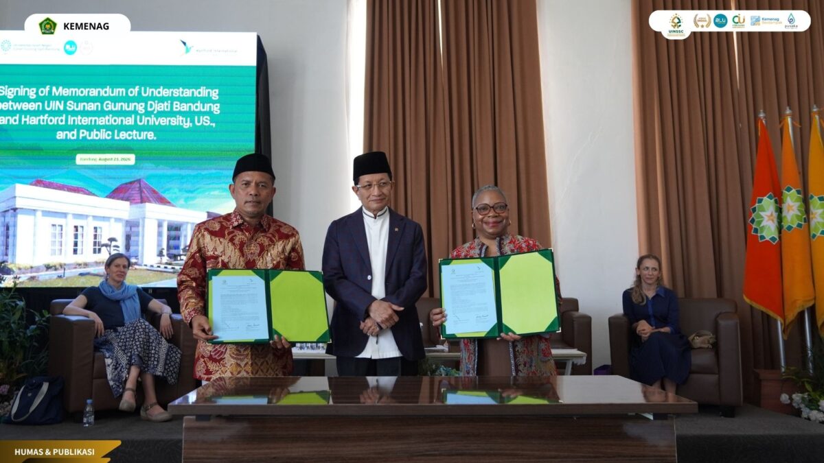 Disaksikan Menag, UIN Bandung dan UIN Siber Cirebon Teken MoU dengan Hartford International University AS