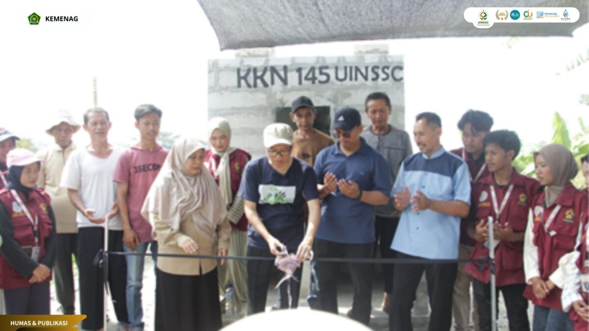 Kelompok KKN 145 Resmikan Rocket Stove di Desa Bobos, Hadirkan Inovasi Energi Tepat Guna