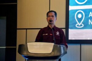 Wakil Rektor III Prof. Dr. Hajam, M.Ag. membuka Seminar Internasional Penguatan Branding di UIN Siber Syekh Nurjati Cirebon.