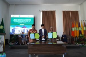 Disaksikan Menag, UIN Bandung dan UIN Siber Cirebon Teken MoU dengan Hartford International University AS