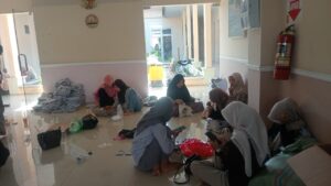 “Dari Topi, slayer, buku catatan hingga PIN, DEMA UIN Siber Cirebon Siapkan Atribut Keren untuk Maba PBAK 2026”