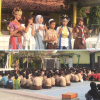 Mahasiswa PLP UIN Siber Cirebon mendampingi kegiatan unjuk bakat siswa di SMPN 2 Plered.