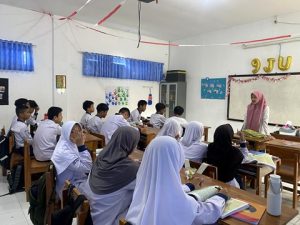 PLP UIN Siber Syekh Nurjati Cirebon Dampingi Pembelajaran di CIS Full Day School