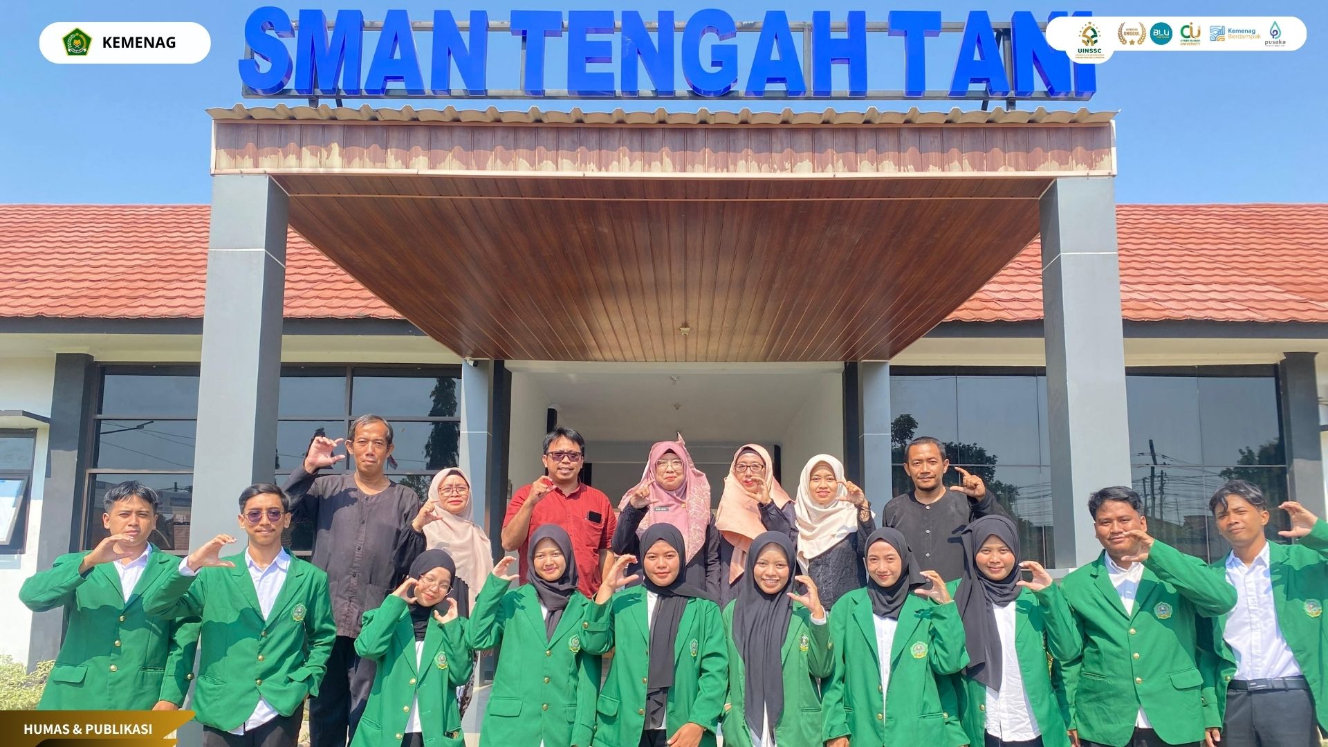 Persiapkan Calon Pendidik dan Tenaga Kependidikan, Mahasiswa UIN Siber Cirebon Resmi Diserahterimakan di SMAN Tengah Tani