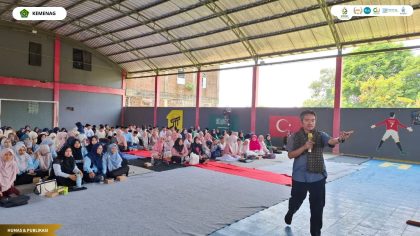 Seminar Program Sinau Berkah di Auditorium Yayasan Akmala Sabila Cirebon, Sabtu (19/9/2026), menghadirkan Dr. Taufiq Supriadi, M.T., untuk memperkuat edukasi lingkungan dan ekopedagogi menuju pesantren ramah lingkungan.