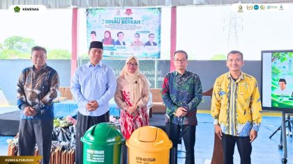 Penelitian Sinau Berkah yang diketuai Prof. Dr. Hj. Nurlela, M.Ag., bersama Dr. Ade Hidayat, M.Pd. dan Dr. Iis Arifudin, M.Ag., mendorong pendidikan yang mengintegrasikan nilai keislaman, kepedulian lingkungan, dan keterlibatan masyarakat.