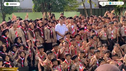 Mahasiswa PLP UIN Siber Cirebon Turut Seru di Jelajah Alam Alih Pangkal SMPN 8 Kota Cirebon