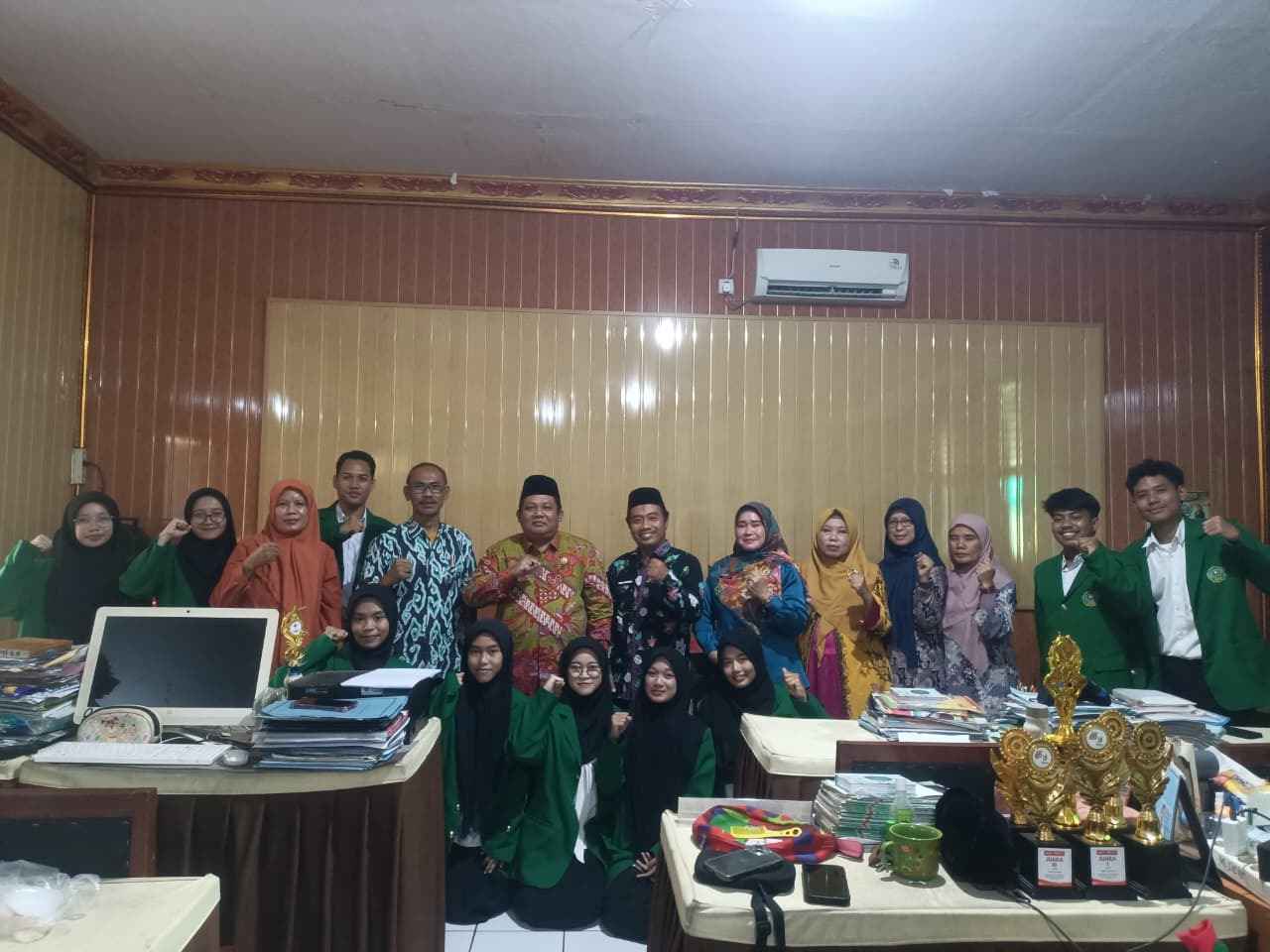 Pembukaan PLP mahasiswa UIN Siber Syekh Nurjati Cirebon di MTs Negeri 4 Cirebon