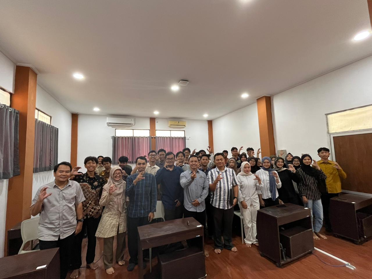 Pembukaan PKL mahasiswa Program Studi Informatika di PUSTIKOM UIN Siber