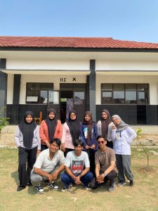 World Cleanup Day, SMA Negeri Tengah Tani Ajak Warga Sekolah Peduli Lingkungan