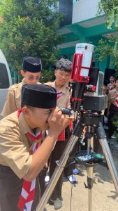Falak Goes to School, UIN Siber Cirebon Ajak Siswa MAN 1 Cirebon Jelajahi Langit