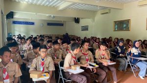 Falak Goes to School, UIN Siber Cirebon Ajak Siswa MAN 1 Cirebon Jelajahi Langit