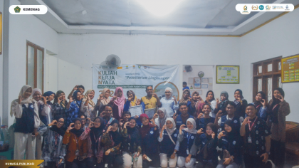Workshop eco enzim KKN 139 UIN Siber Cirebon di Desa Beringin