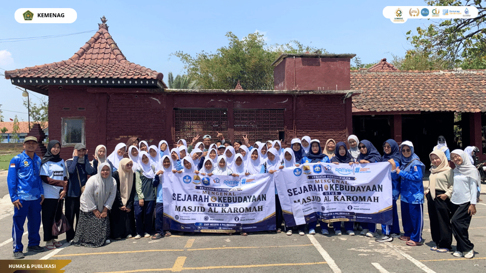 Mahasiswa PLP UIN Siber Cirebon mendampingi kegiatan kokurikuler siswa SMPN 4 Palimanan