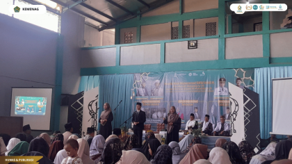 Mahasiswa PLP UIN Siber Cirebon mengikuti rangkaian Maulid Nabi Muhammad SAW, Haul ke-75 KH. Abah Mutawally, dan Harlah ke-31 Pesantren Terpadu Al-Mutawally di Kuningan.