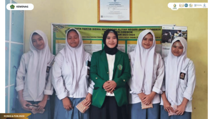 Mahasiswa PPL UIN Siber Cirebon melaksanakan kegiatan pembelajaran di MAN 2 Babakan Ciwaringin