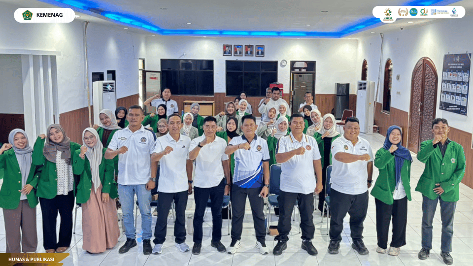 Mahasiswa UIN Siber Cirebon mengikuti edukasi pemasyarakatan dan melihat program pembinaan kemandirian serta ketahanan pangan di Lapas Kelas I Cirebon.