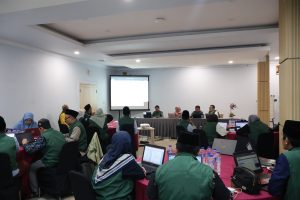 Penutupan Workshop Telaah Substansi Modul Ma’had Al-Jami’ah UIN Siber Cirebon bersama Mudir Ma’had, narasumber LPM, dan para tutor.