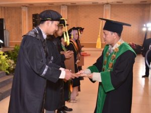 Mahasiswa Beasiswa Rektor UIN Siber Cirebon Tembus Jurnal Scopus, Angkat Isu Nafkah Generasi Sandwich