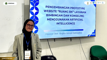 Regina Azizah Rahmadina mempresentasikan prototype website Ruang BK berbasis AI dalam ICONICS 2026.